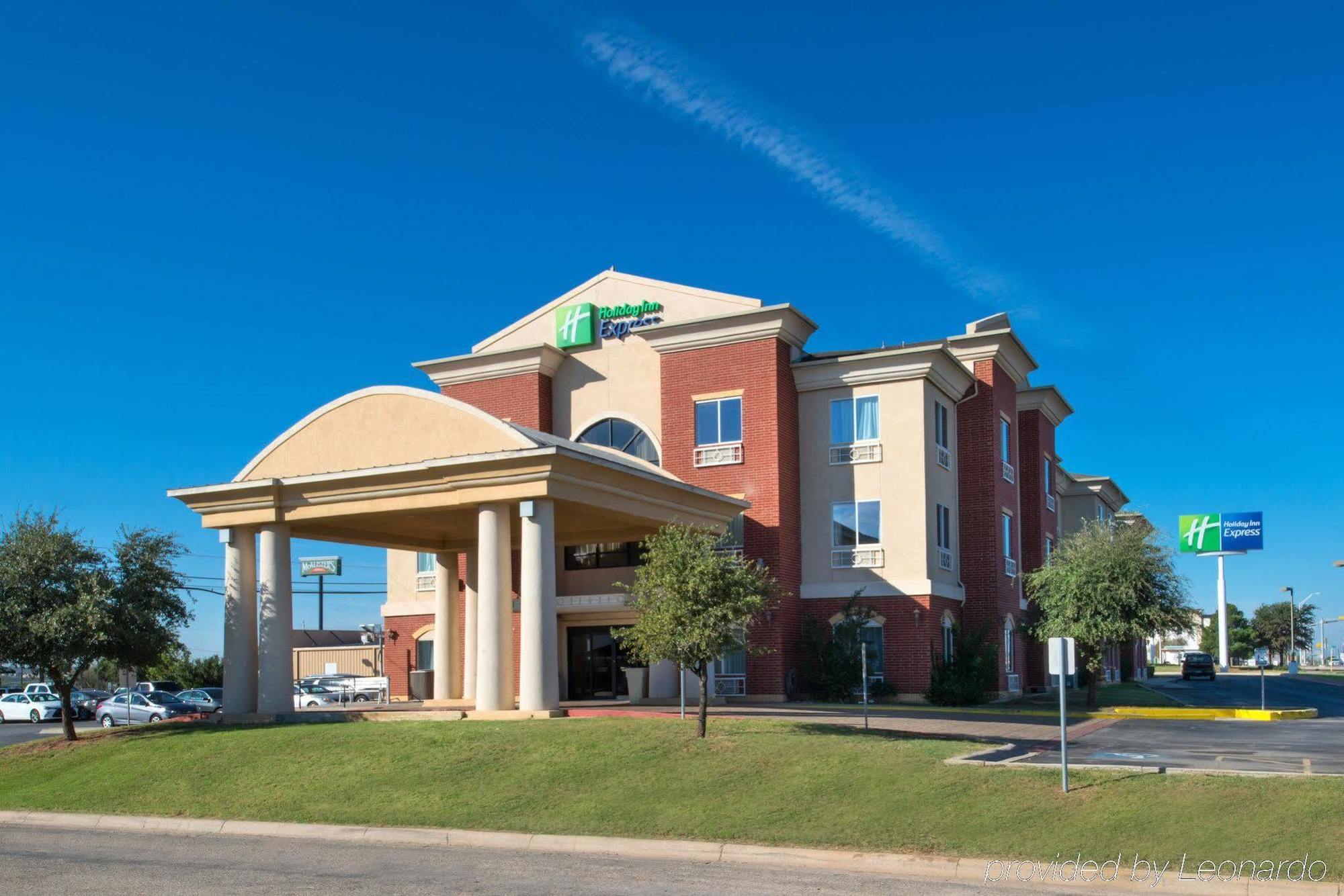 Comfort Inn & Suites Big Spring Exterior photo