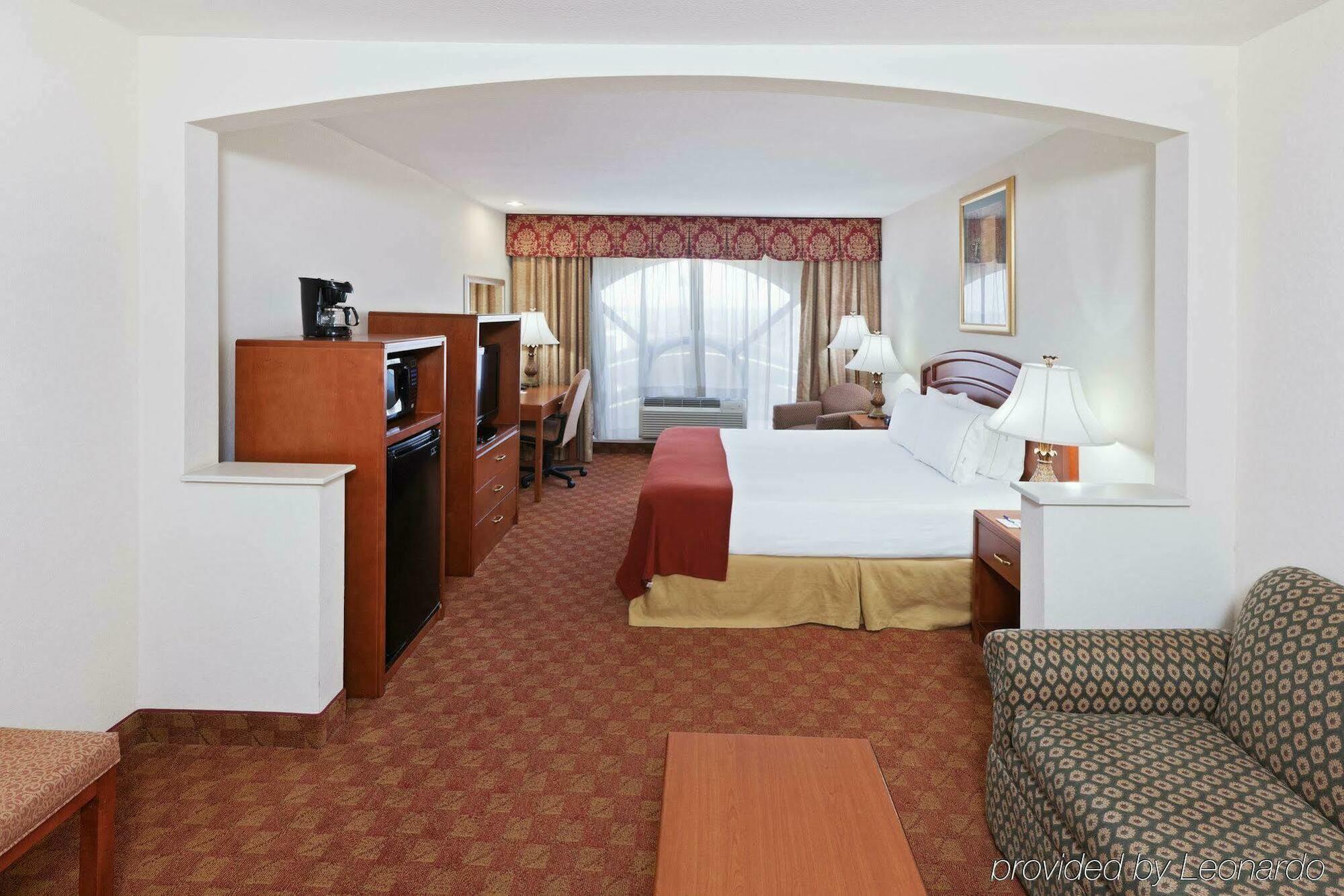 Comfort Inn & Suites Big Spring Exterior photo